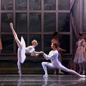 Photo: Nadya Pyastolova